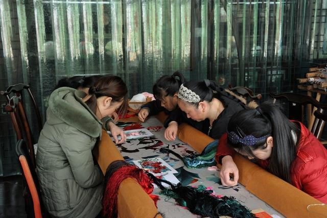 繡娘是怎么連成的？我的刺繡工藝該何去何從