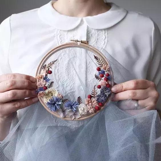 花會枯萎，用刺繡來表達你的愛吧
