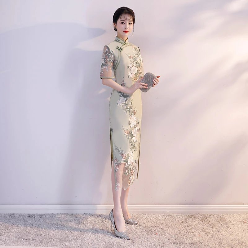 繡花旗袍裙，方寸之間心盡顯女人之美